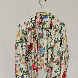 New Vince Camuto White and Red Crop Blouse with Notched Collar